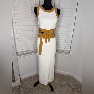 Chic White and Tan Maxi Skirt
